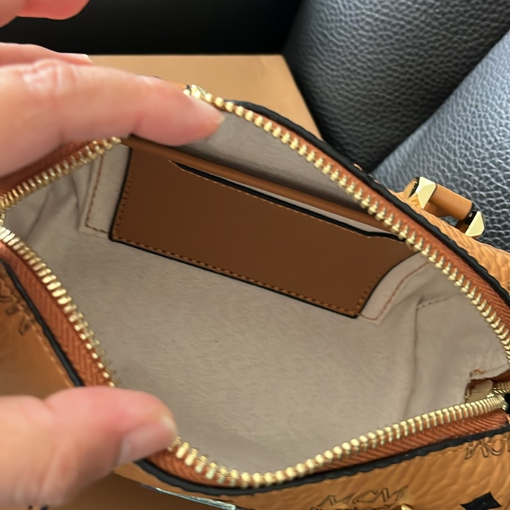 MCM mini BOSTON BAG IN VISETOS - Picture 5 of 7